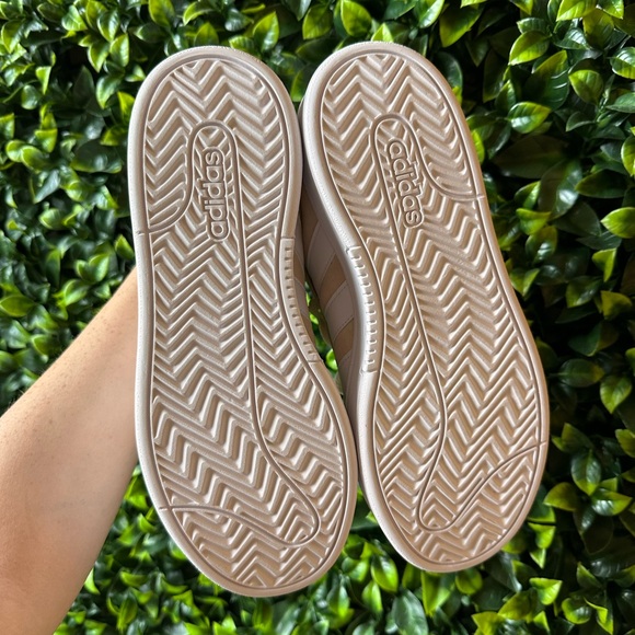 ADIDAS Grand Court Alpha Shoes NWT - Picture 5 of 11